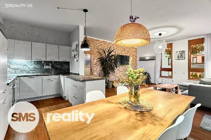 Prodej bytu 4+kk 120 m² Kybalova, Slaný