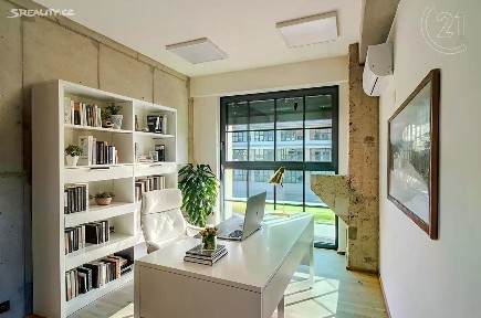 Prodej kanceláře 144 m² Kolbenova, Praha - Vysočany