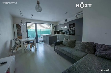 Pronájem bytu 3+kk 87 m² Kumpoštova, Brno - Sadová