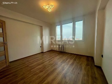 Pronájem bytu 2+1 55 m² J. Zeyera, Čelákovice