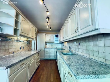 Pronájem bytu 3+kk 79 m² Pavlišovská, Praha - Horní Počernice