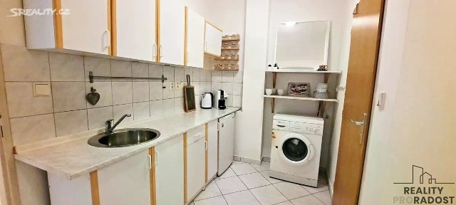 Pronájem bytu 1+1 34 m² Lidická, Brno - Veveří