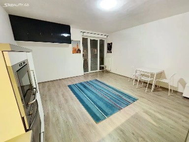 Kladno, Kročehlavy, Jaroslava Holečka