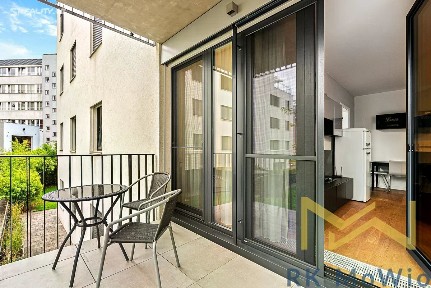 Prodej bytu 2+kk 54 m² Pod dvorem, Praha - Veleslavín