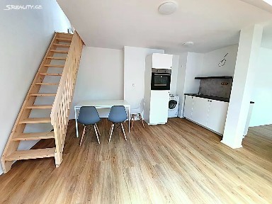 Prodej bytu 2+kk 67 m² Kollárova, Praha - Karlín
