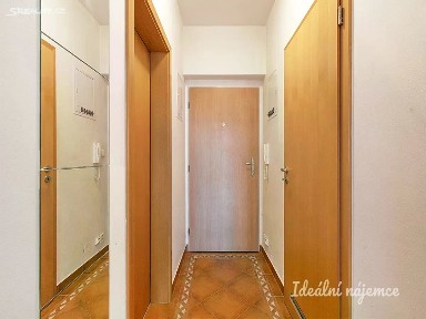 Pronájem bytu 1+kk 38 m² Trmická, Praha - Prosek