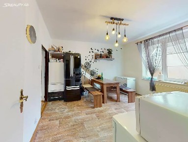 Pronájem bytu 2+1 55 m² Havlíčkovo náměstí, Lom