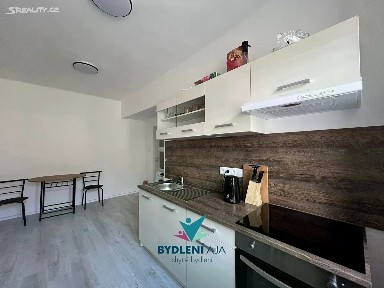 Prodej bytu 1+1 41 m² 14. října, Teplice - Trnovany