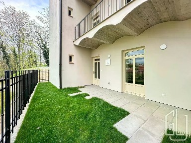 Prodej bytu 1+kk 34 m² Boleslavova, Praha - Nusle