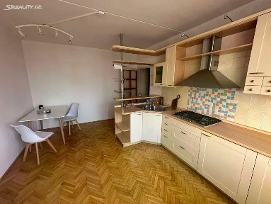 Pronájem bytu 2+1 57 m² Plešivecká, Karlovy Vary - Rybáře