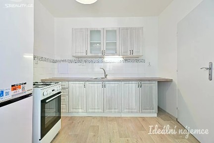 Pronájem bytu 2+1 45 m² Mojmírovo náměstí, Brno - Královo Pole