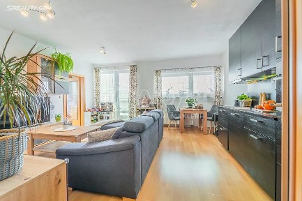 Prodej bytu 2+kk 71 m² Pavla Beneše, Praha - Letňany