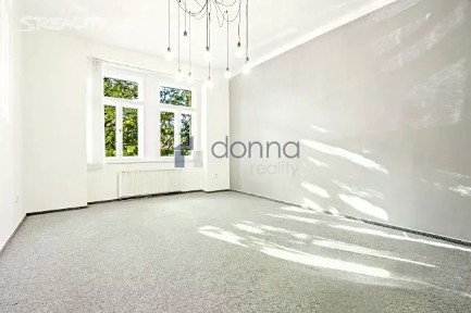 Pronájem kanceláře 63 m² Kodaňská, Praha - Vršovice