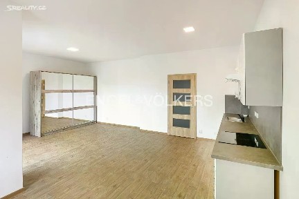 Pronájem bytu 1+kk 41 m² Revoluční, Plzeň - Lobzy