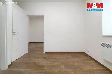Prodej obchodního prostoru 30 m² Heleny Malířové, Praha - Břevnov