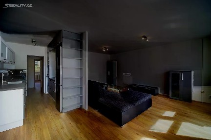 Prodej bytu 3+1 75 m² Mládežnická, Praha - Záběhlice