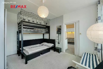 Pronájem bytu 1+1 36 m² Vejprnická, Plzeň - Skvrňany