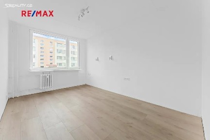 Prodej bytu 3+1 72 m² Chotovická, Praha - Kobylisy