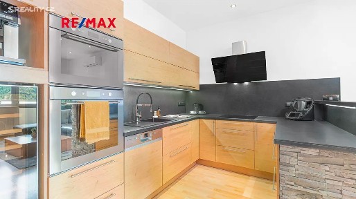 Praha, Praha 9, Prosek, Vysočanská, 87