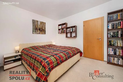 Praha, Praha 5, Zličín, Tulešická