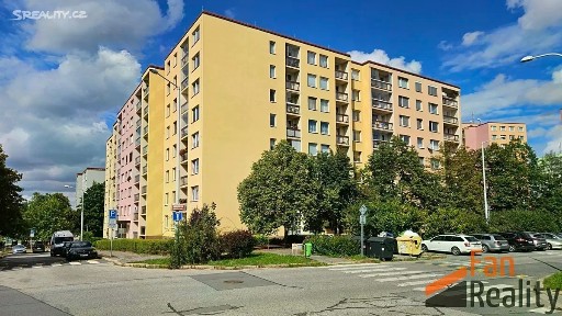 Pronájem bytu 1+kk 29 m² Voskovcova, Praha - Hlubočepy