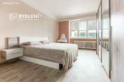 Pronájem bytu 2+1 57 m² Buzulucká, Teplice - Řetenice