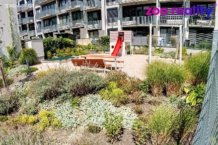 Prodej bytu 1+kk 40 m² Na Libušáku, Praha - Libeň