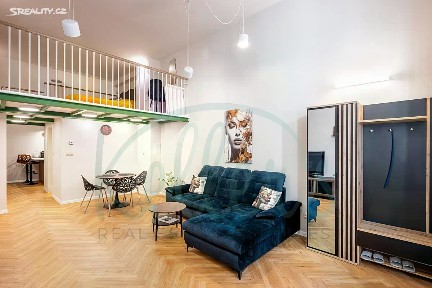 Prodej bytu 1+kk 66 m² Na Valentince, Praha - Smíchov