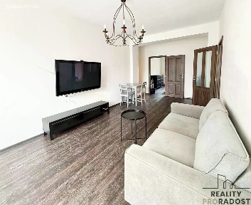 Pronájem bytu 3+1 65 m² Černokostelecká, Praha - Strašnice
