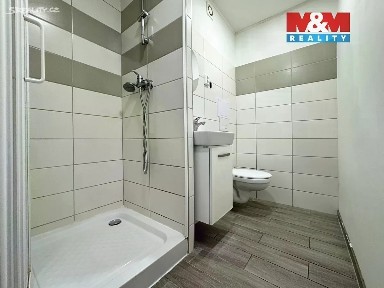 Pronájem bytu 1+1 36 m² Školní, Horní Slavkov