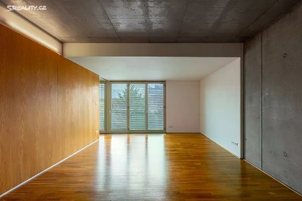 Praha, Praha 9, Vysočany, Ocelářská, 10