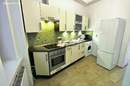 Pronájem bytu 1+1 30 m² Pekařská, Brno - Staré Brno