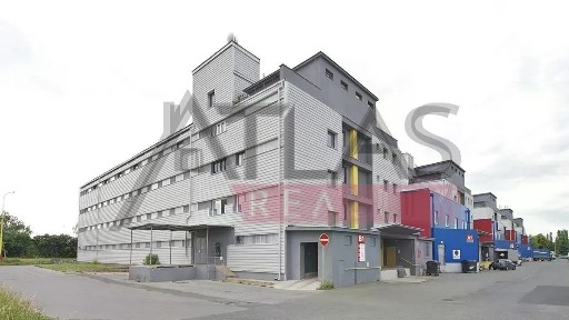 Praha, Praha 9, Horní Počernice, Ve žlíbku