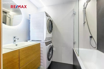 Prodej bytu 3+kk 65 m² Stochovská, Praha - Ruzyně