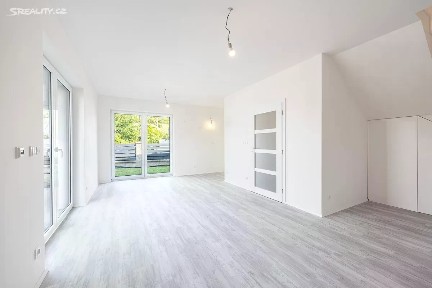Prodej bytu 3+kk 96 m² Nad Lávkou, Tuchoměřice