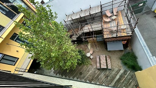 Praha, Praha 8, Karlín, Prvního pluku, 5