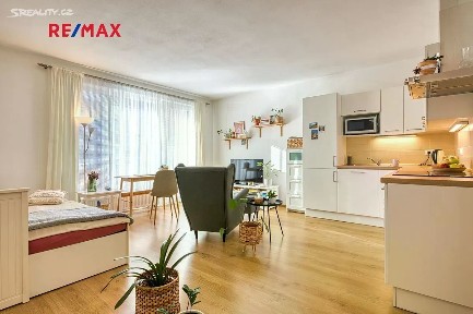 Pronájem bytu 1+kk 39 m² Sladová, Plzeň - Východní Předměstí