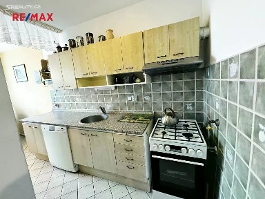 Praha, Praha 6, Řepy, Vondroušova, 16