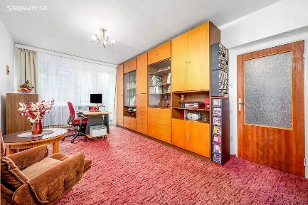 Prodej bytu 3+1 70 m² Hillebrantova, Praha - Košíře