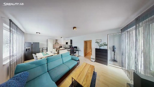 Prodej bytu 2+kk 64 m² Modenská, Praha - Horní Měcholupy