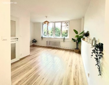 Pronájem bytu 2+kk 48 m² J. A. Komenského, Meziboří