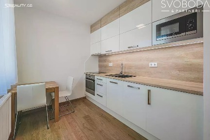 Pronájem bytu 1+kk 31 m² Blodkova, Hradec Králové - Třebeš