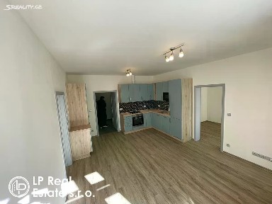 Pronájem bytu 3+kk 65 m² Rooseveltova, Praha - Bubeneč