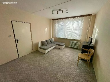 Pronájem bytu 1+1 36 m² Karla Steinera, Plzeň - Skvrňany