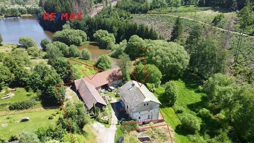 Prodej rodinného domu 195 m², pozemek 10497 m² Nová Cerekev