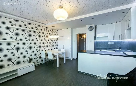 Praha, Praha 9, Černý Most, Kpt. Stránského