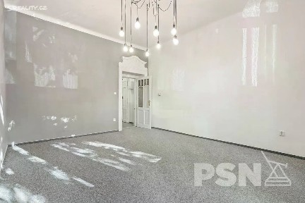 Pronájem kanceláře 63 m² Kodaňská, Praha - Vršovice