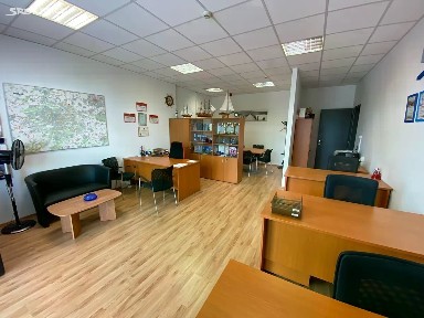 Prodej kanceláře 45 m² V Přístavu, Praha - Holešovice