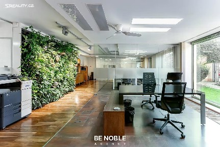 Prodej kanceláře 123 m² Švédská, Praha - Smíchov