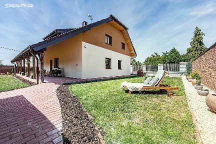 Prodej obchodního prostoru 292 m² Na Stráži, Plzeň - Dolní Vlkýš